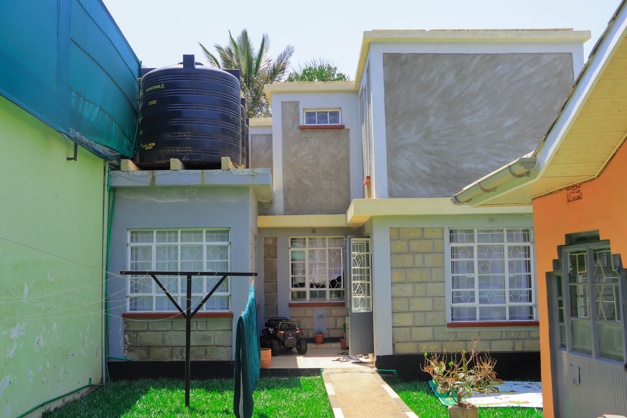 3 Bedroom Mansion — 3 bedroom house for rent in Meru, The Rivers Court