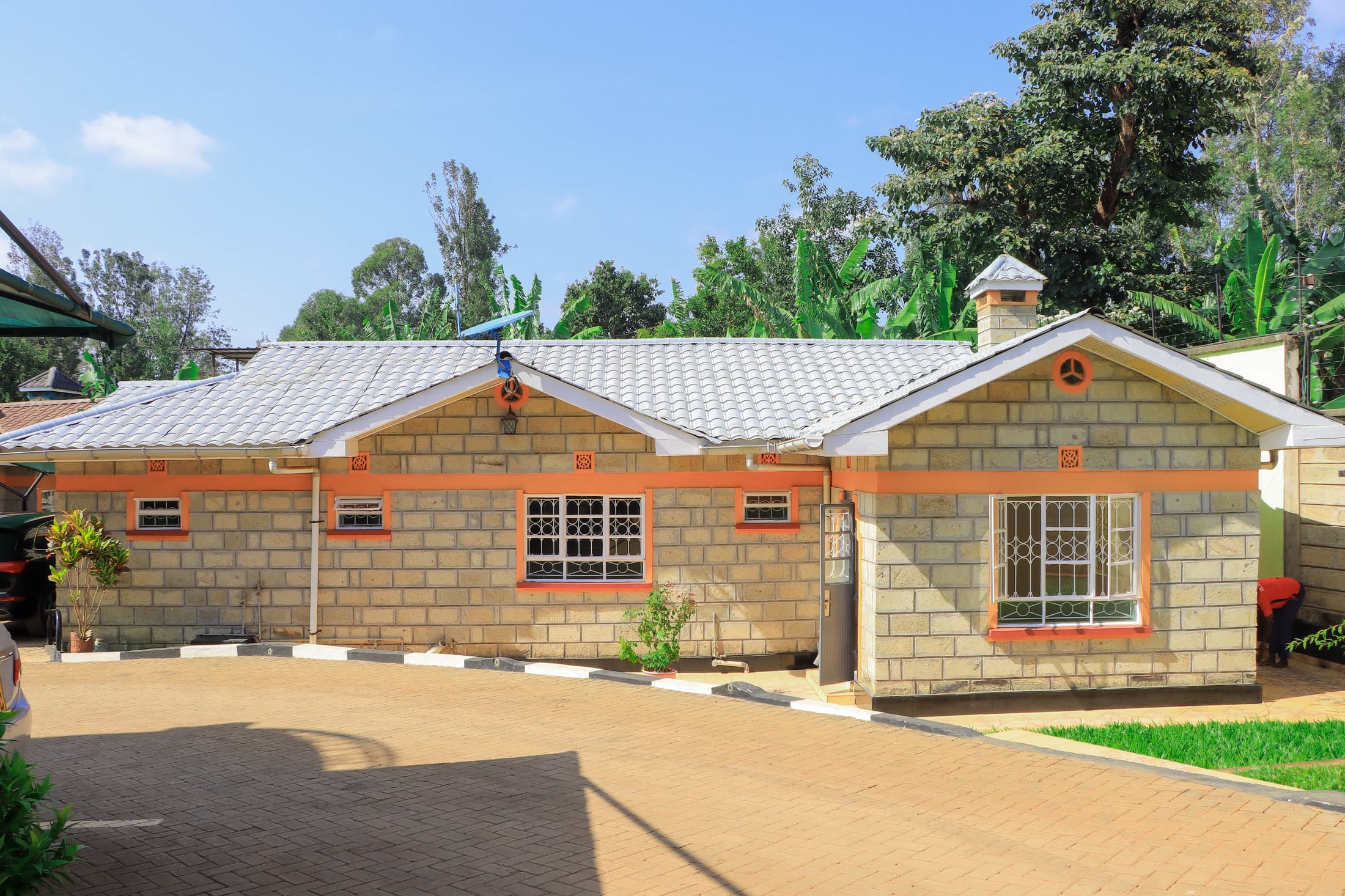 2 Bedroom Master — 2 bedroom house for rent in Meru, The Rivers Court