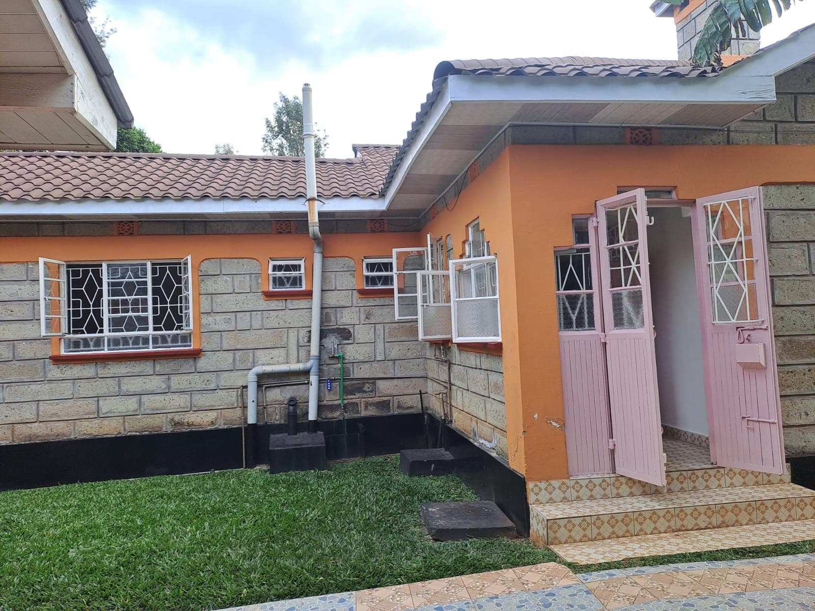 3 Bedroom with SQ — 3 bedroom house for rent in Meru, The Rivers Court